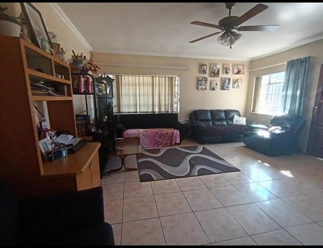 3 BEDROOM HOUSE FOR SALE IN GERDVIEW